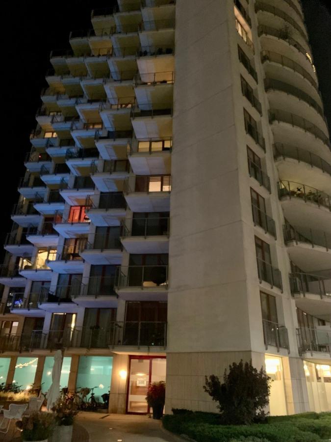 City View Wellness Apartment Swim&Steam&Relax 크라쿠프 외부 사진