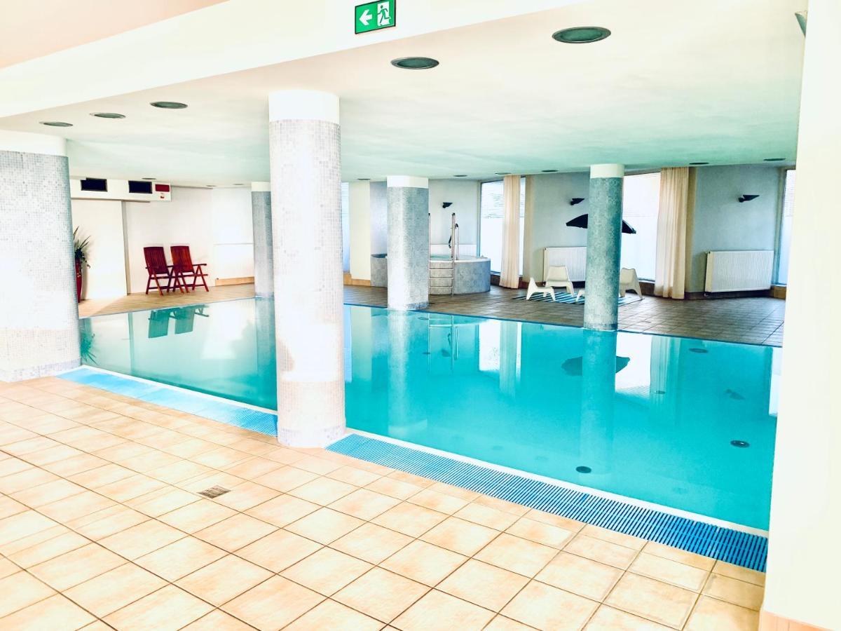 City View Wellness Apartment Swim&Steam&Relax 크라쿠프 외부 사진